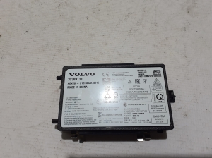   Phone charger  - 32389111 