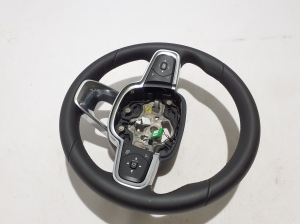 VOLVO XC40 (2017–2026) Stūre 32366938 - 2