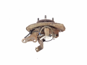 Mitsubishi Outlander (2012–2021) Front wheel hub 3870A008 - 2