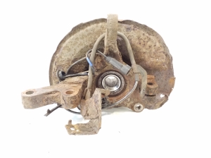 Mitsubishi Outlander (2012–2021) Front wheel hub 3870A008 - 3
