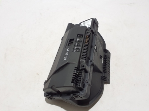 VOLVO XC40 (2017–2026) Instrument cluster 32374575 - 4