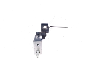 AUDI e-tron SUV (2018–2026) Front door lower hinge 80A831403B - 2