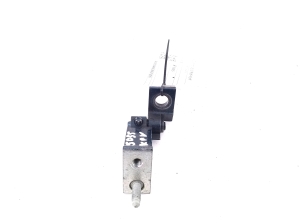 AUDI e-tron SUV (2018–2026) Front door top hinge 80A831403B - 2
