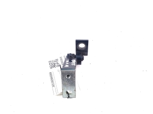 AUDI e-tron SUV (2018–2026) Rear side door lower hinge 8X4833403B - 3