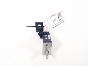 AUDI e-tron SUV (2018–2026) Rear side door upper hinge 80A831404B - 2