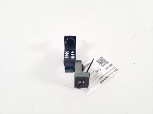 AUDI e-tron SUV (2018–2026) Rear side door upper hinge 80A831403B - 3