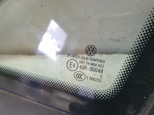 Volkswagen Golf Plus Mk5 (2004–2008) Glace de custode de porte avant 5M0845411B - 4