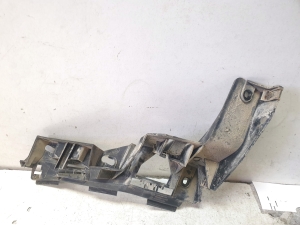 Rear bumper bracket - 5M0807376