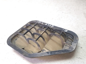 Volkswagen Golf Plus Mk5 (2004–2008) Rear fender vent grille 5M0819466A - 2