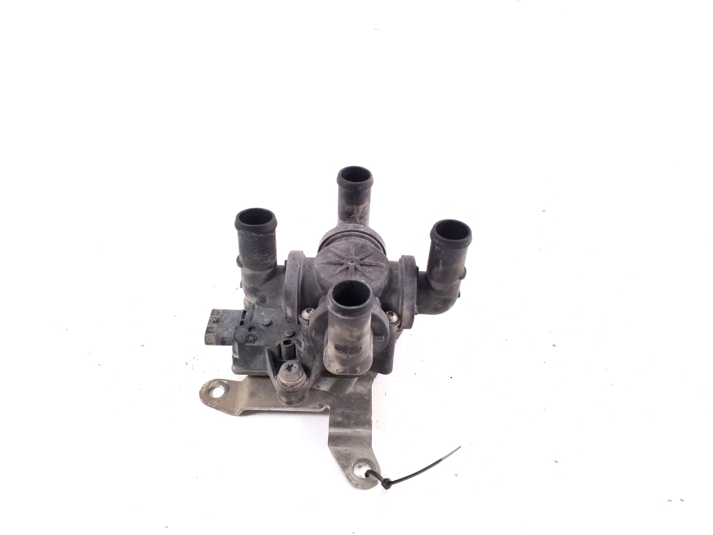 AUDI e-tron SUV (2018–2026) Auxiliary water pump 4KE963375H AUDI e-tron SUV (2018–2026) Auxiliary water pump 4KE963375H