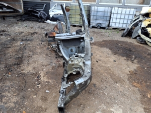 BMW X3 G01 (2017–2026) Front outrigger 7481003 - 2