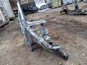 BMW X3 G01 (2017–2026) Front outrigger 7481004 - 2