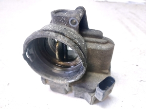 Volkswagen Golf Plus Mk5 (2004–2008) Drosselklappe 03G128063C - 2