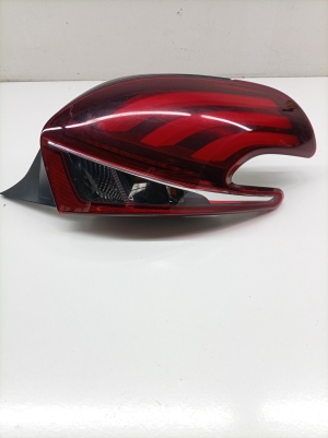 Eckleuchte hinten - 9825601180