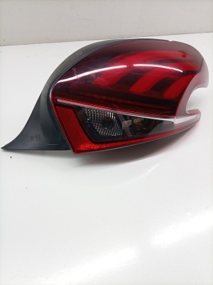 Peugeot 208 (2012–2019) Eckleuchte hinten 9825601180 - 2