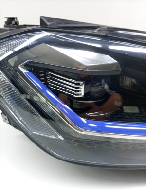 Volkswagen Golf VIII (2019–2026) Headlight and its parts 5G1941036N - 8
