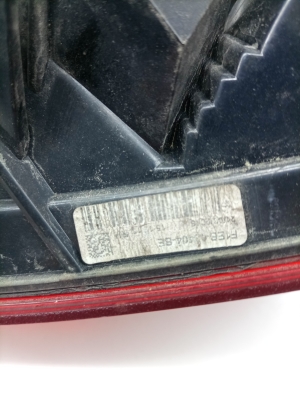 Eckleuchte hinten - F1EB13404BE