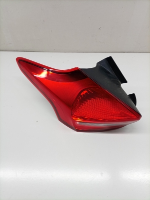 Ford Focus (2011–2018) Eckleuchte hinten F1EB13405BE - 5