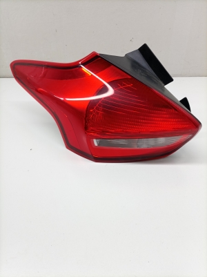 Eckleuchte hinten - F1EB13405BE