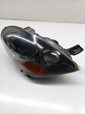 Headlight - W0032R