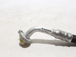 VOLVO XC40 (2017–2026) Klimaleitung 32275947 - 3