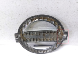 NISSAN Micra K12 (2002–2010) Emblem 62890AX600 - 4
