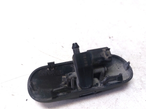 Volkswagen Golf Plus Mk5 (2004–2008) Frontscheibenwaschdüse 5M0955986 - 3