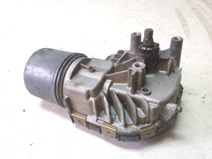 Volkswagen Golf Plus Mk5 (2004–2008) Scheibenwischermotor vorne 5M0955120 - 2