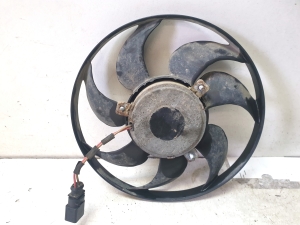 Volkswagen Golf Plus Mk5 (2004–2008) Kondicioniera dzesēšanas ventilators 1K0959455DG - 2