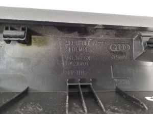 AUDI e-tron SUV (2018–2026) Sonstiges Teil der Heckklappenverkleidung 4KE867608 - 2