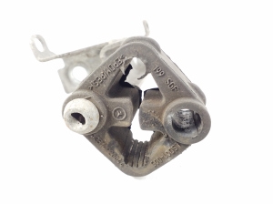 Mercedes Benz C-Class 205 (2014–2021) Summuti hoidik A2054902440 - 2