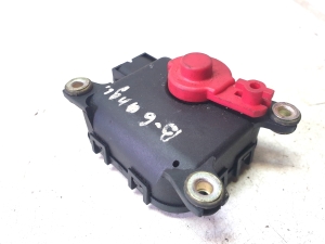 Volkswagen Passat B6 (2005–2010) Salongi soojenduse klapi mootor 3D2820511D - 3