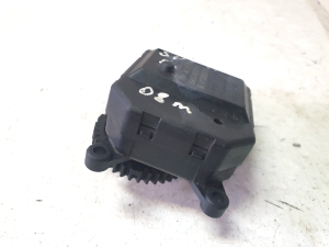 Skoda Fabia MK 2 (2007–2014) Salongi soojenduse klapi mootor 309368201 - 2