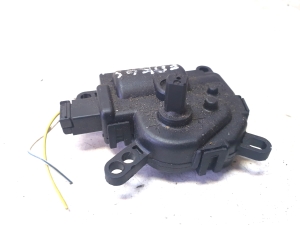 Ford Focus (2004–2011) Salongi soojenduse klapi mootor 1M5H19B634AA - 4