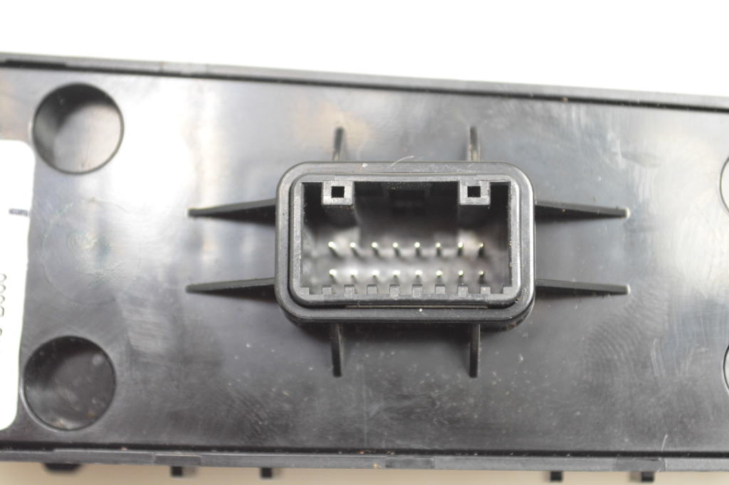Hyundai Tucson (2015–2026) ESP switch 93710D7830 Hyundai Tucson (2015–2026) ESP switch 93710D7830