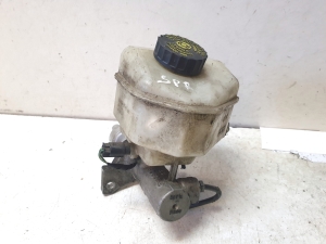 Mercedes Benz Sprinter /906/ (2006–2018) Brake master cylinder - 2