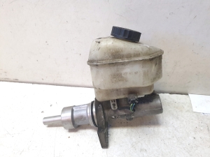 Mercedes Benz Sprinter /906/ (2006–2018) Brake master cylinder - 4