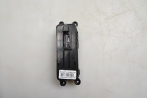 Hyundai Tucson (2015–2026) Differential lock switch 93300D3760 - 3