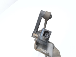 Ford Mustang Mach-E Mach-E (2020–2026) Niveausensor vorne 3049023 - 3