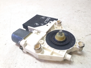 Volkswagen Golf Plus Mk5 (2004–2008) Front door window regulator motor 1K0959792G - 4
