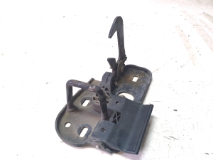 Volkswagen Golf Plus Mk5 (2004–2008) Hood latch 1T0823480A - 4