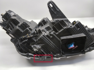 Ford Mustang Mach-E Mach-E (2020–2026) Esituli LJ8B13E015BF - 9