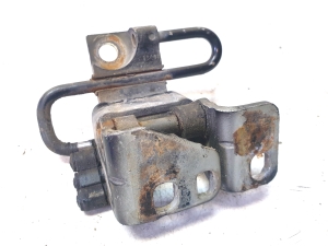 Volkswagen Golf Plus Mk5 (2004–2008) Front door lower hinge - 4