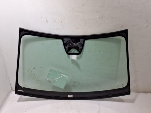 VOLVO XC40 (2017–2026) Windshield 32409060 - 3