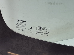 VOLVO XC40 (2017–2026) Windshield 32409060 - 4