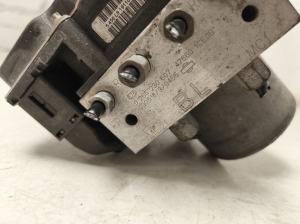 Infiniti FX (2008–2013) ABS unit 476601CE0B - 3