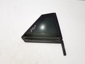Rear door quarter glass - A1677308001