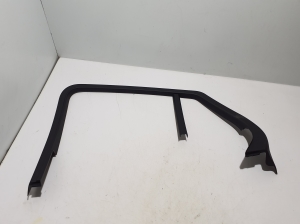 Other part of rear side door - A1677370600
