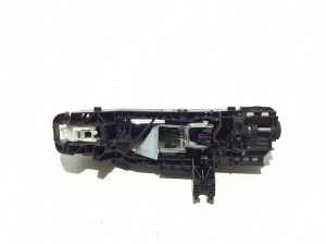 Mercedes Benz GLE-Class 167 (2019–2026) Rear side door exterior handle and its parts - 4