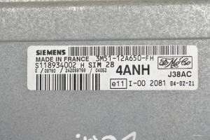 Ford Focus (2004–2011) Engine control unit 3M5112A650FH - 2